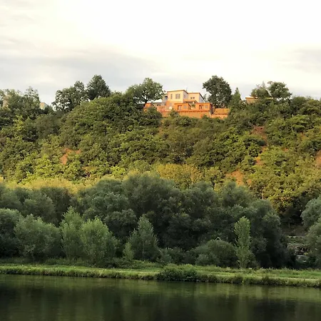 - C - Vyhlidka Nad Rekou 아파트 *