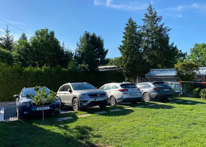 - C - Vyhlidka Nad Rekou Zdiby